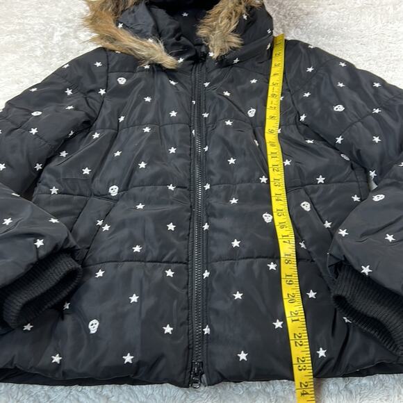 World Wide Love Japanese streetwear black skull and star hooded coat, 1 - Picture 4 of 8